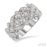 1/2 Ctw Lattice Round Cut Diamond Fashion Band in 14K White Gold
