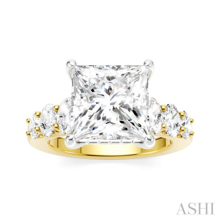 1 1/4 Ctw Princess Shape Oval and Round Cut Diamond Semi-Mount Engagement Ring in 14K Yellow and White Gold