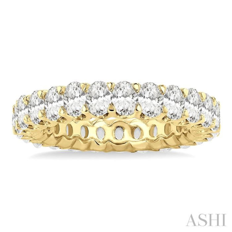 3 Ctw Eternity Oval Cut Diamond Wedding Band in 14K Yellow Gold