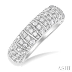 1/2 Ctw Ribbed Dome Shape Round Cut Diamond Fashion Ring in 14K White Gold