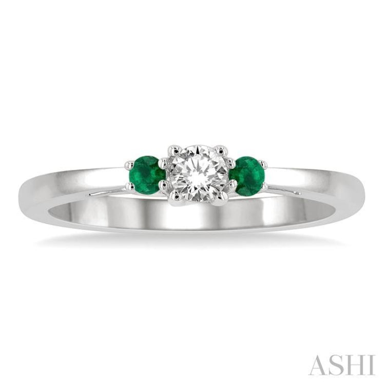 2.15 MM Round Shape Emerald and 1/6 Ctw Past, Present and Future Round Cut Diamond Precious Ring in 14K White Gold
