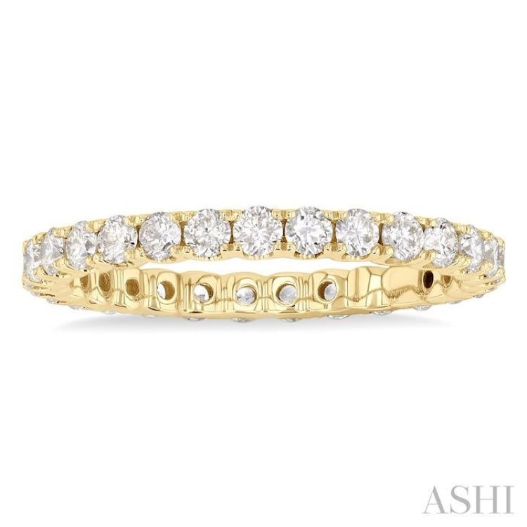 1 Ctw Round Cut Diamond Eternity Wedding Band in 14K Yellow Gold