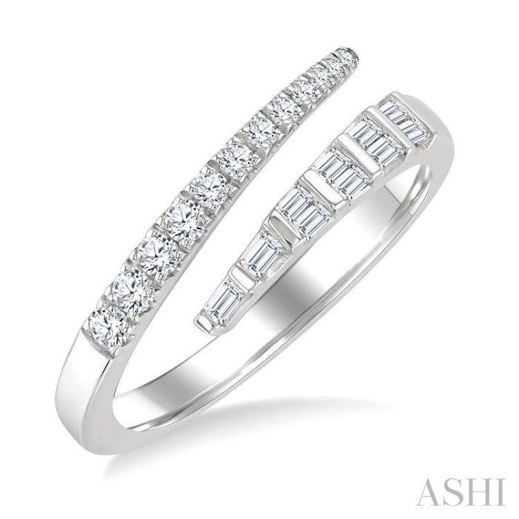 3/8 Ctw Baguette and Round Cut Diamond Fashion Band in 14K White Gold
