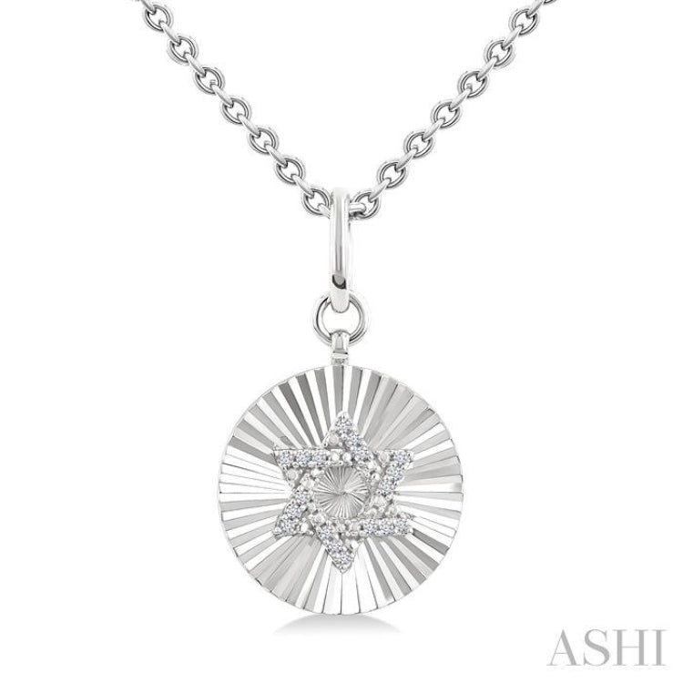1/10 Ctw Round Fluted Medallion Single Cut Diamond Star of David Pendant With Chain in Sterling Silver