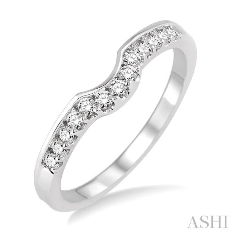 1/4 Ctw Round Cut Diamond Wedding Band in 14K White Gold