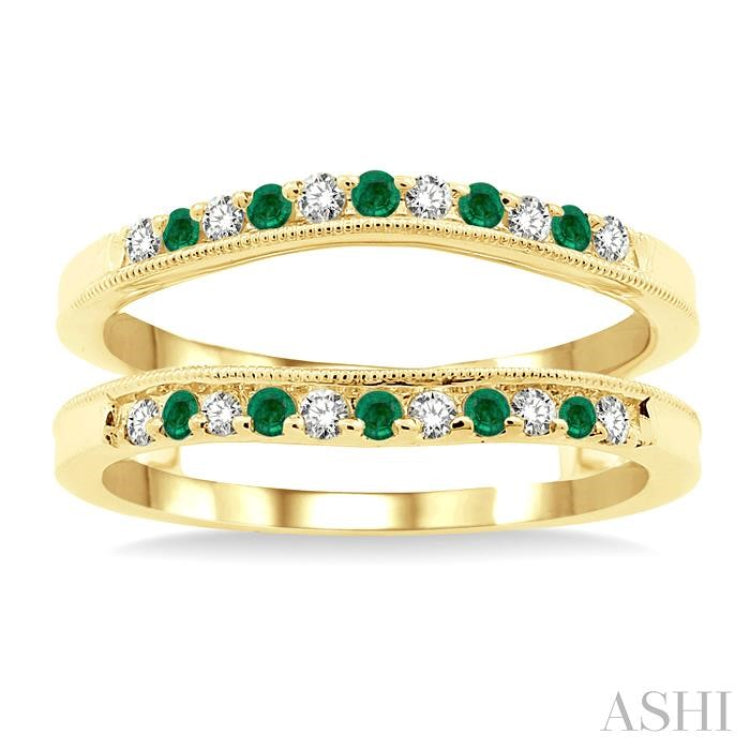 1.45 MM Emerald and 1/6 Ctw Round Cut Diamond Precious Insert Ring in 14K Yellow Gold