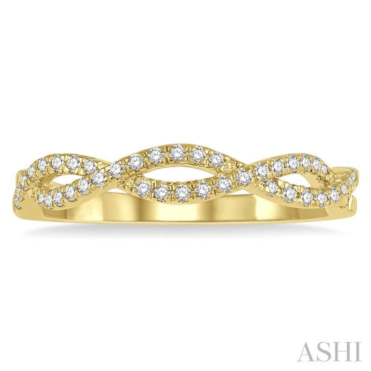 1/5 Ctw Entwined Round Cut Diamond Fashion Ring in 14K Yellow Gold