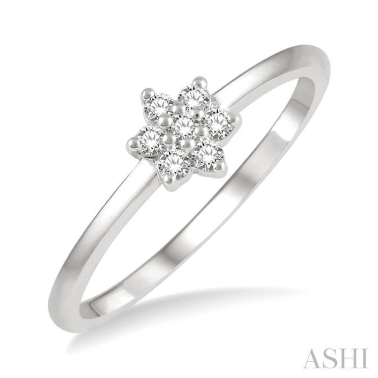 1/8 Ctw Floral Motif Single Cut Diamond Petite Fashion Ring in 10K White Gold