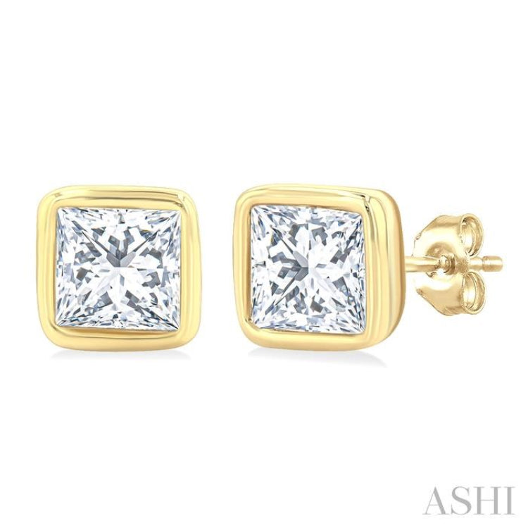 1/5 Ctw Petite Bezel Set Princess Cut Diamond Fashion Stud Earring in 10K Yellow Gold