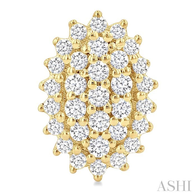 1/5 Ctw Petite Oval Shape Round Cut Diamond Cluster Fashion Stud Earring in 10K Yellow Gold