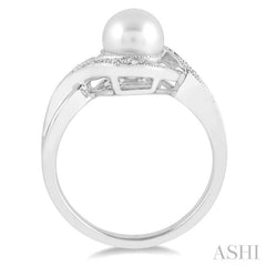 7X7 MM Round Shape Cultured Pearl and 1/20 Ctw Round Cut Diamond Ring in Sterling Silver