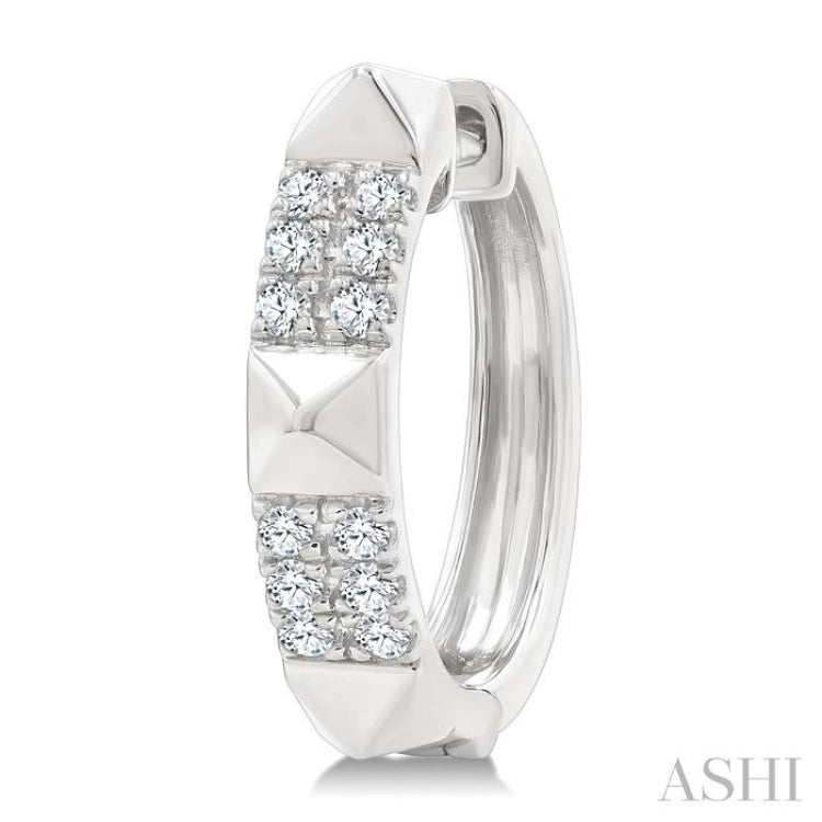 1/4 Ctw Round Cut Diamond Pyramid Huggie Earrings in 10K White Gold