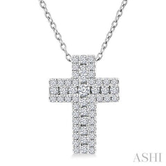 1/4 Ctw Cross Round Cut Diamond Fashion Pendant With Chain in 14K White Gold