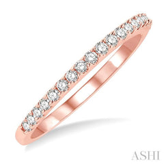 1/4 Ctw Round Cut Diamond Wedding Band in 14K Rose Gold