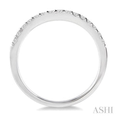 1/4 Ctw Round Cut Diamond Wedding Band in 14K White Gold