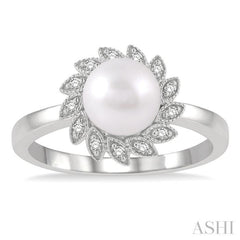 7x7 MM Round Shape Cultured Pearl and 1/10 Ctw Sunflower Round Cut Diamond Ring in 10K White Gold