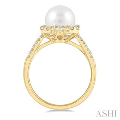 8 MM Cultured Pearl and 1/3 Ctw Hexagon Shape Round Cut Diamond Ring in 14K Yellow Gold