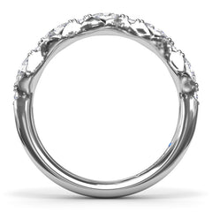 Round Cluster Diamond Ring