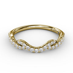 Curved Diamond Ring 