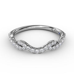 Curved Diamond Ring 