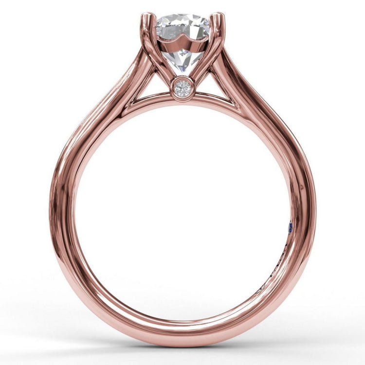 Round Cut Solitaire With Delicate Split Band