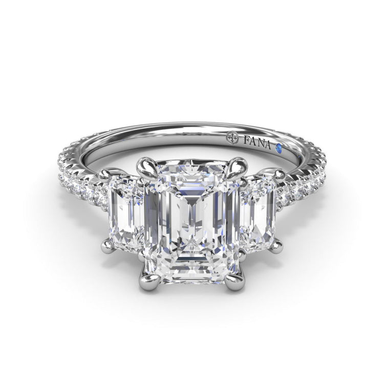 Three Stone Beauty Diamond Engagement Ring 
