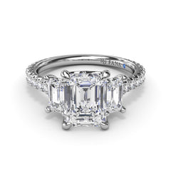 Three Stone Beauty Diamond Engagement Ring 