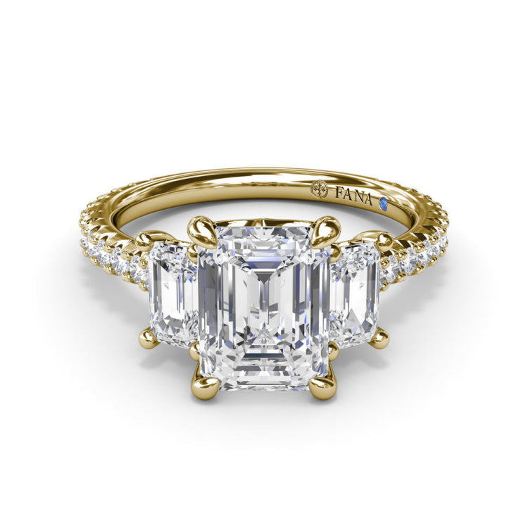 Three Stone Beauty Diamond Engagement Ring 