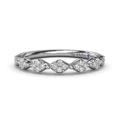 Modern Vintage Diamond Band