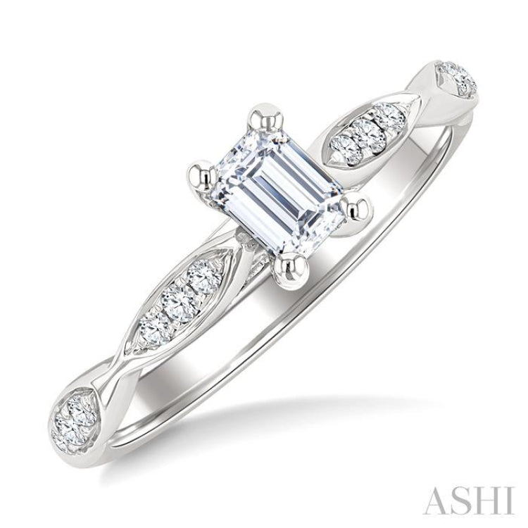 1/2 Ctw Marquise Link Shank Diamond Engagement Ring With 1/3 Ct Emerald Cut Diamond Center Stone in 14K White Gold
