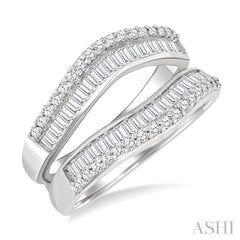 1 1/10 Ctw Baguette and Round Cut Diamond Insert Ring in 14K White Gold
