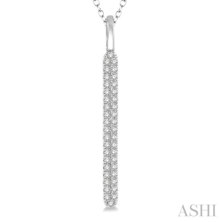 1/4 Ctw Rounded Bar Round Cut Diamond Pendant With Chain in 14K White Gold