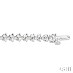 4 Ctw Round Cut Diamond 3-Prong Tennis Bracelet in 14K White Gold
