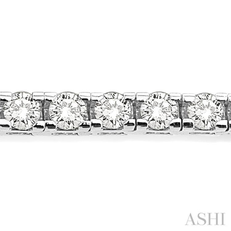 6 Ctw Square Shape Round Cut Diamond Tennis Bracelet in 14K White gold
