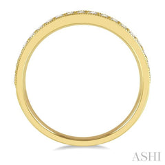 1/3 Ctw Round Cut Diamond Wedding Band in 14K Yellow Gold