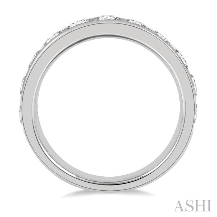 1 1/2 Ctw Channel Set 11 Stone Round Cut Diamond Wedding Band in 14K White Gold