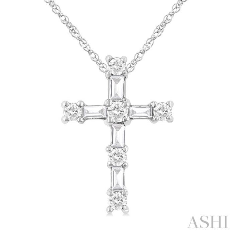 1/20 Ctw Round Cut Diamond Cross Pendant in 10K White Gold with Chain