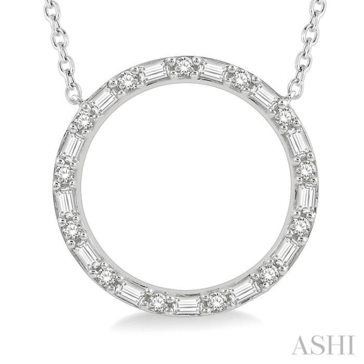 1/2 Ctw Circle Baguette and Round Cut Diamond Pendant With Chain in 14K White Gold