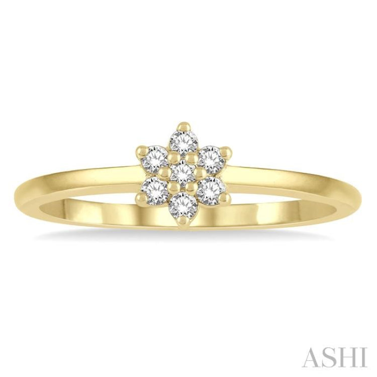 1/8 Ctw Floral Single Cut Diamond Petite Fashion Ring in 10K Yellow Gold