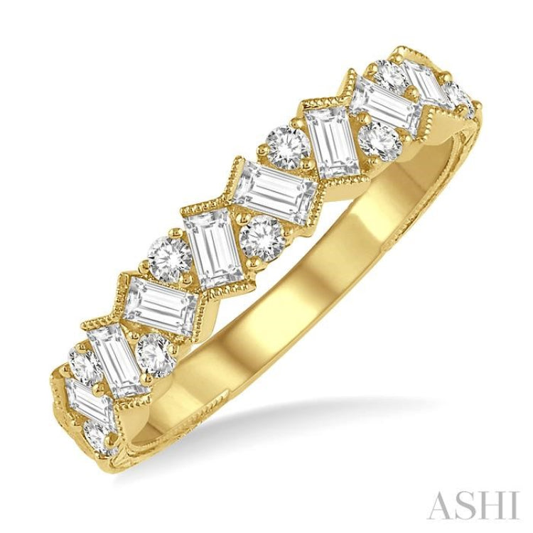 5/8 Ctw Zigzag Baguette and Round Cut Diamond Band in 14K Yellow Gold