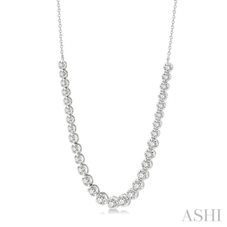 2 Ctw Round Cut Diamond Illusion Necklace in 10K White Gold