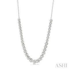 2 Ctw Round Cut Diamond Illusion Necklace in 10K White Gold