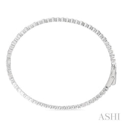 1/6 Ctw Puffed Heart Plain and Single Cut Diamond Bangle in Sterling Silver