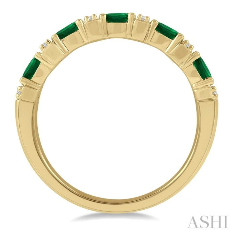 4x3 MM Oval Shape Emerald and 1/6 Ctw Round Cut Diamond Precious Band in 14K Yellow Gold