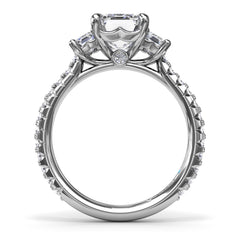 Three Stone Beauty Diamond Engagement Ring 