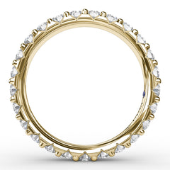 Chunky Shared Prong Anniversary Band