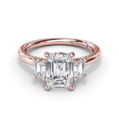 Three Stone Beauty Diamond Engagement Ring 
