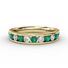 Single Row Emerald and Diamond Band