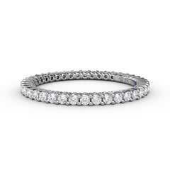 Classic Round Shared Prong Eternity Band 