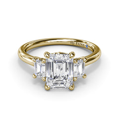 Three Stone Beauty Diamond Engagement Ring 